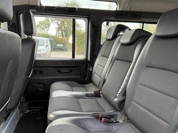 Used Land Rover Defender 110 2016 for sale - 76246843: Photo 14