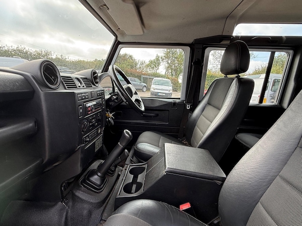 Used Land Rover Defender 110 2016 for sale - 76246843: Photo 18