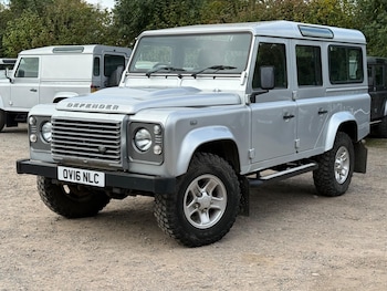 Land Rover - Defender 110