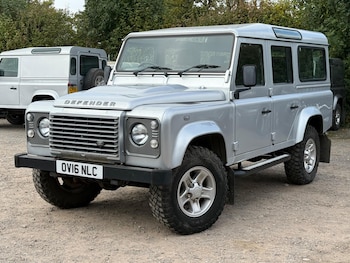 Used Land Rover Defender 110 2016 for sale - 76246843: Photo 2