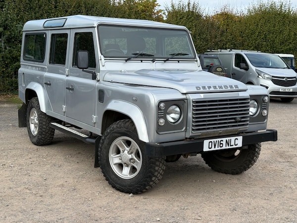 Used Land Rover Defender 110 2016 for sale - 76246843: Photo 3