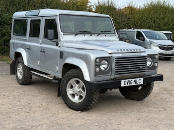 Used Land Rover Defender 110 2016 for sale - 76246843: Photo 4
