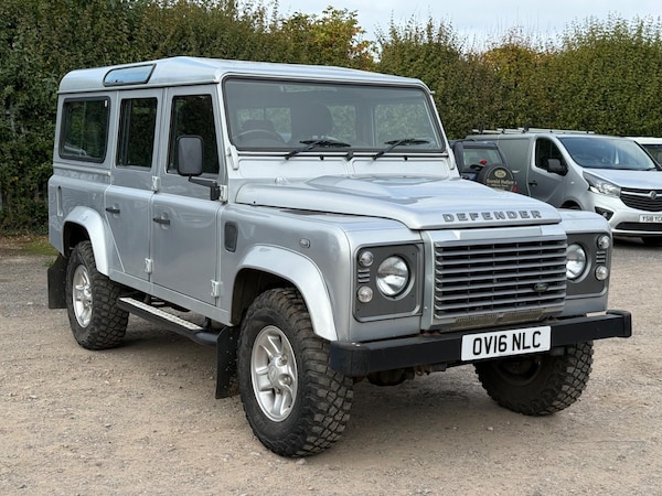 Used Land Rover Defender 110 2016 for sale - 76246843: Photo 6