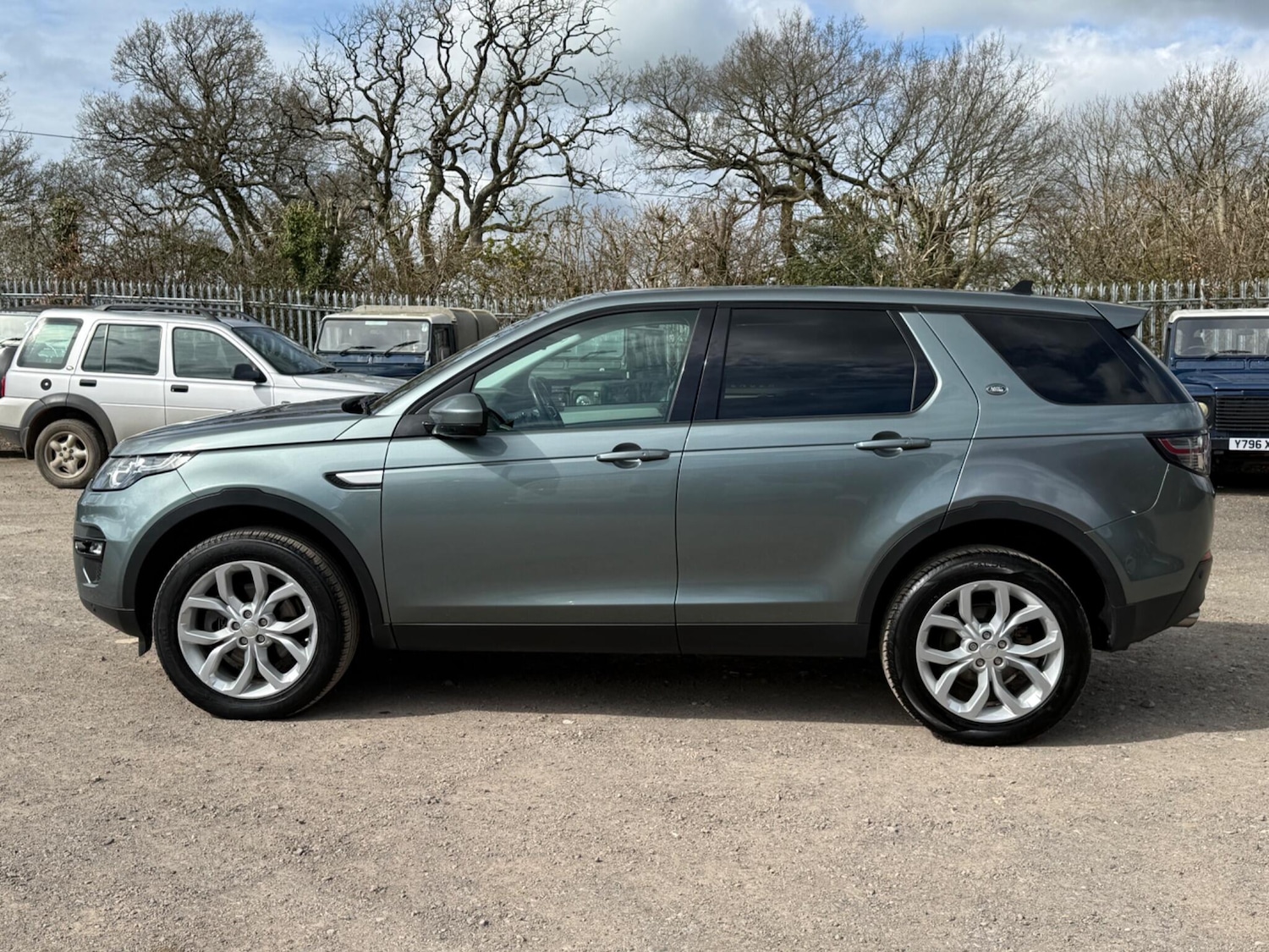 Used Land Rover Discovery Sport 2015 for sale - 77993593: Photo 5