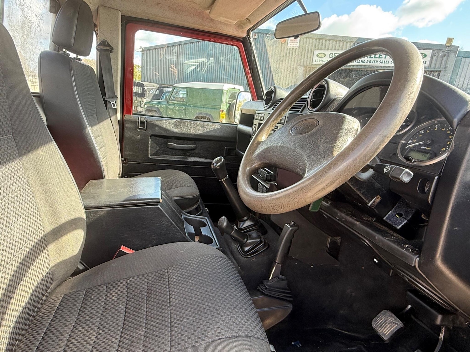 Used Land Rover Defender 110 2009 for sale - 78048124: Photo 10