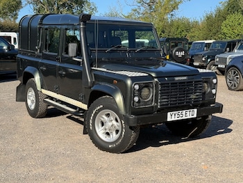 Used Land Rover Defender 110 2005 for sale - 79361533: Photo