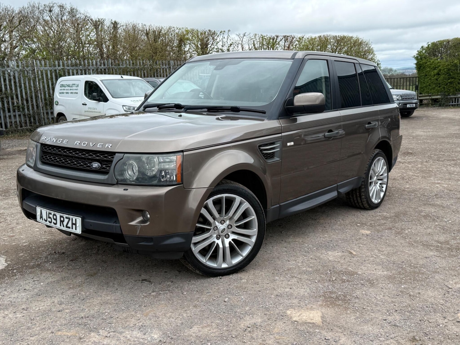 Used Land Rover Range Rover Sport for sale - 78136243: Photo 2