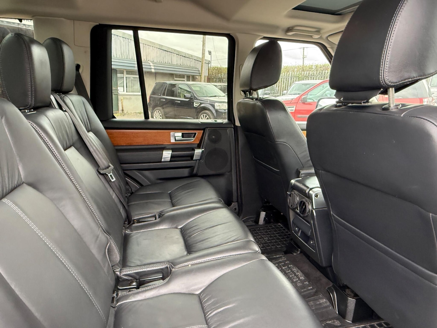 Used Land Rover Discovery 4 2013 for sale - 78204169: Photo 23