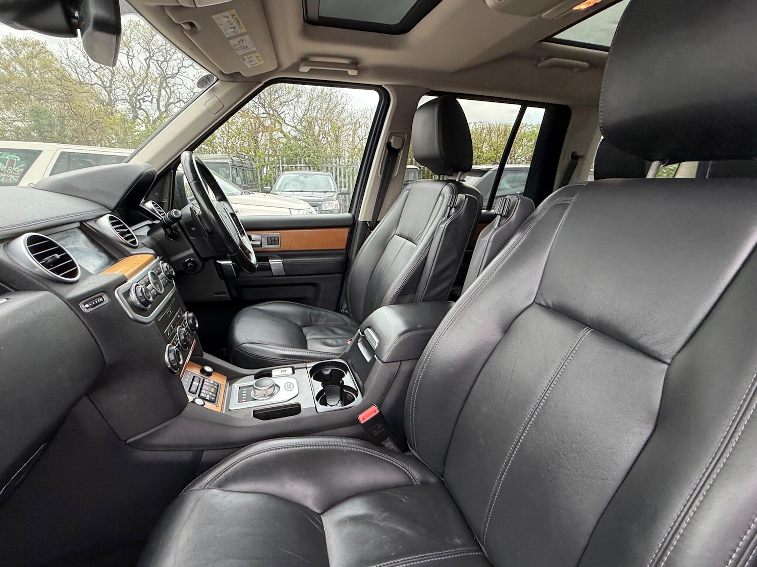 Used Land Rover Discovery 4 2013 for sale - 78204169: Photo 28