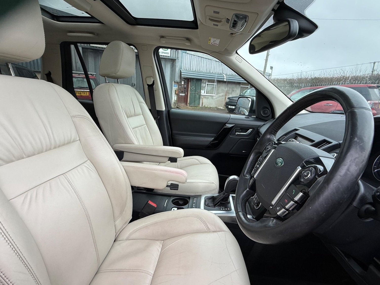 Used Land Rover Freelander 2 2014 for sale - 77191334: Photo 16