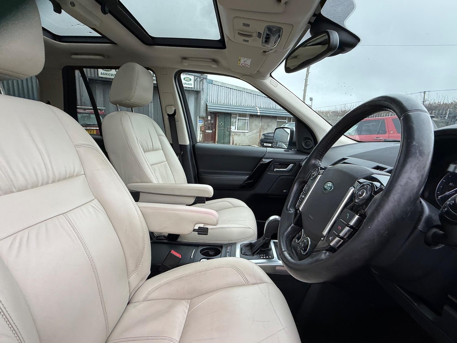 Used Land Rover Freelander 2 2014 for sale - 77191334: Photo 17