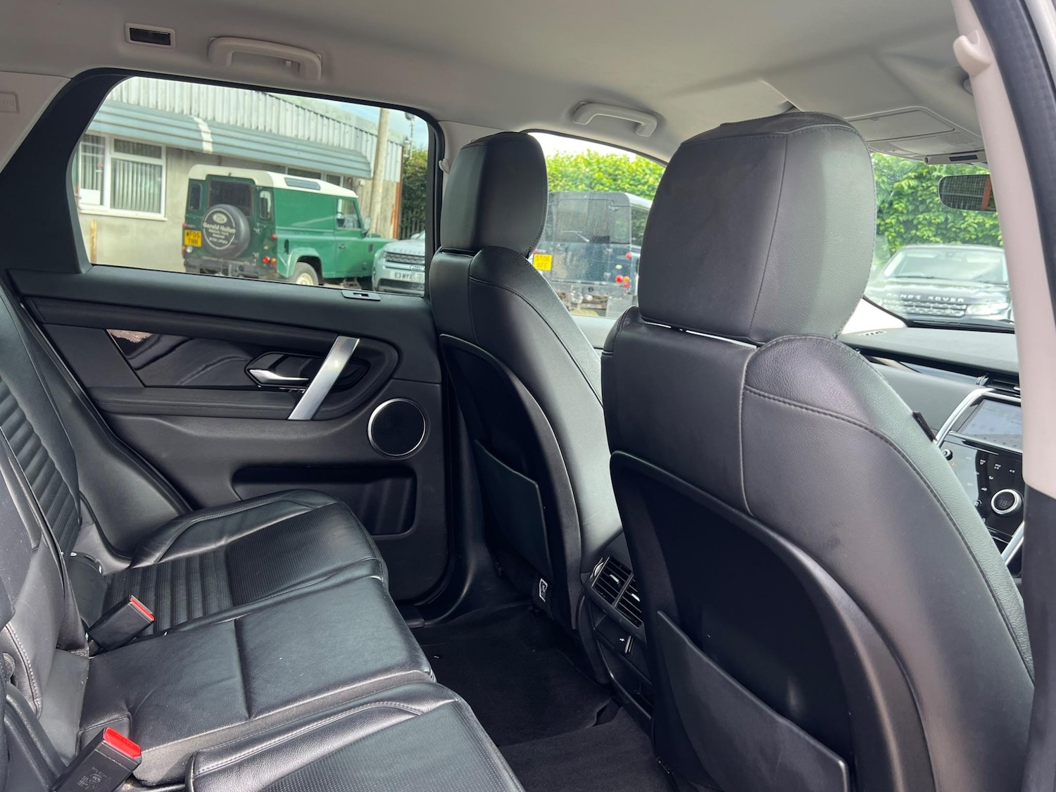 Used Land Rover Discovery Sport 2019 for sale - 76425191: Photo 10