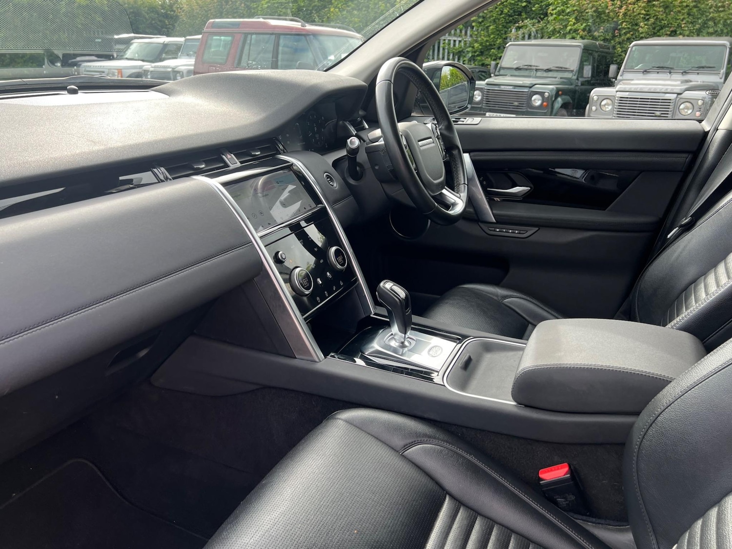 Used Land Rover Discovery Sport 2019 for sale - 76425191: Photo 13