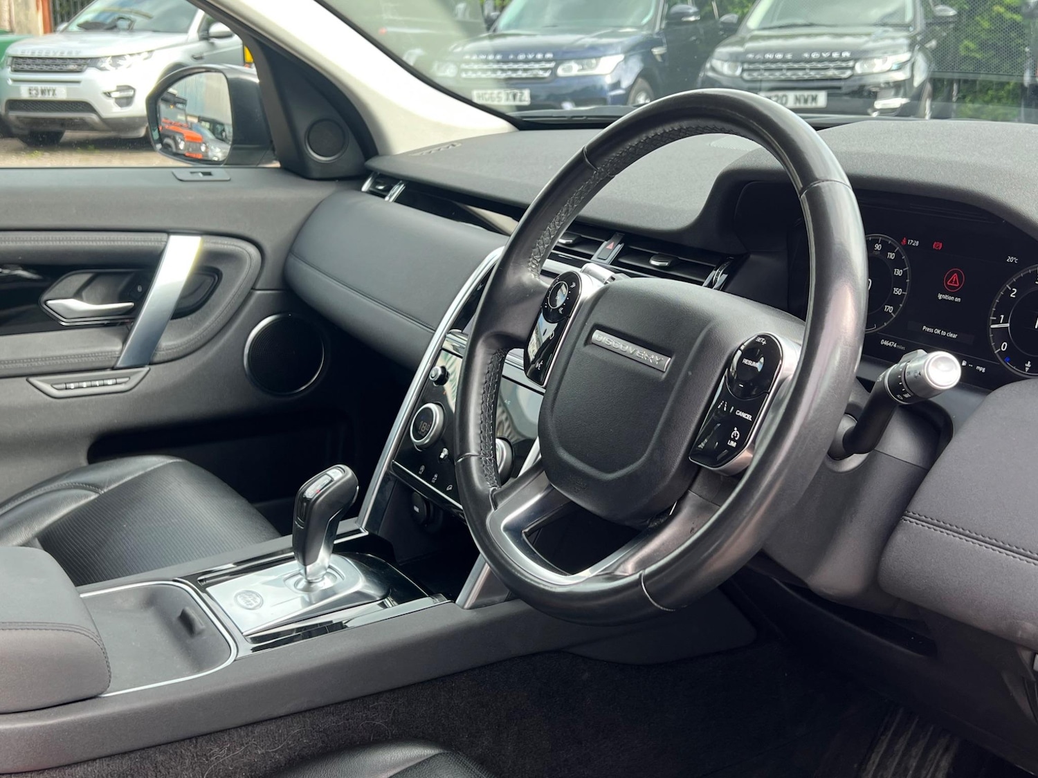 Used Land Rover Discovery Sport 2019 for sale - 76425191: Photo 9
