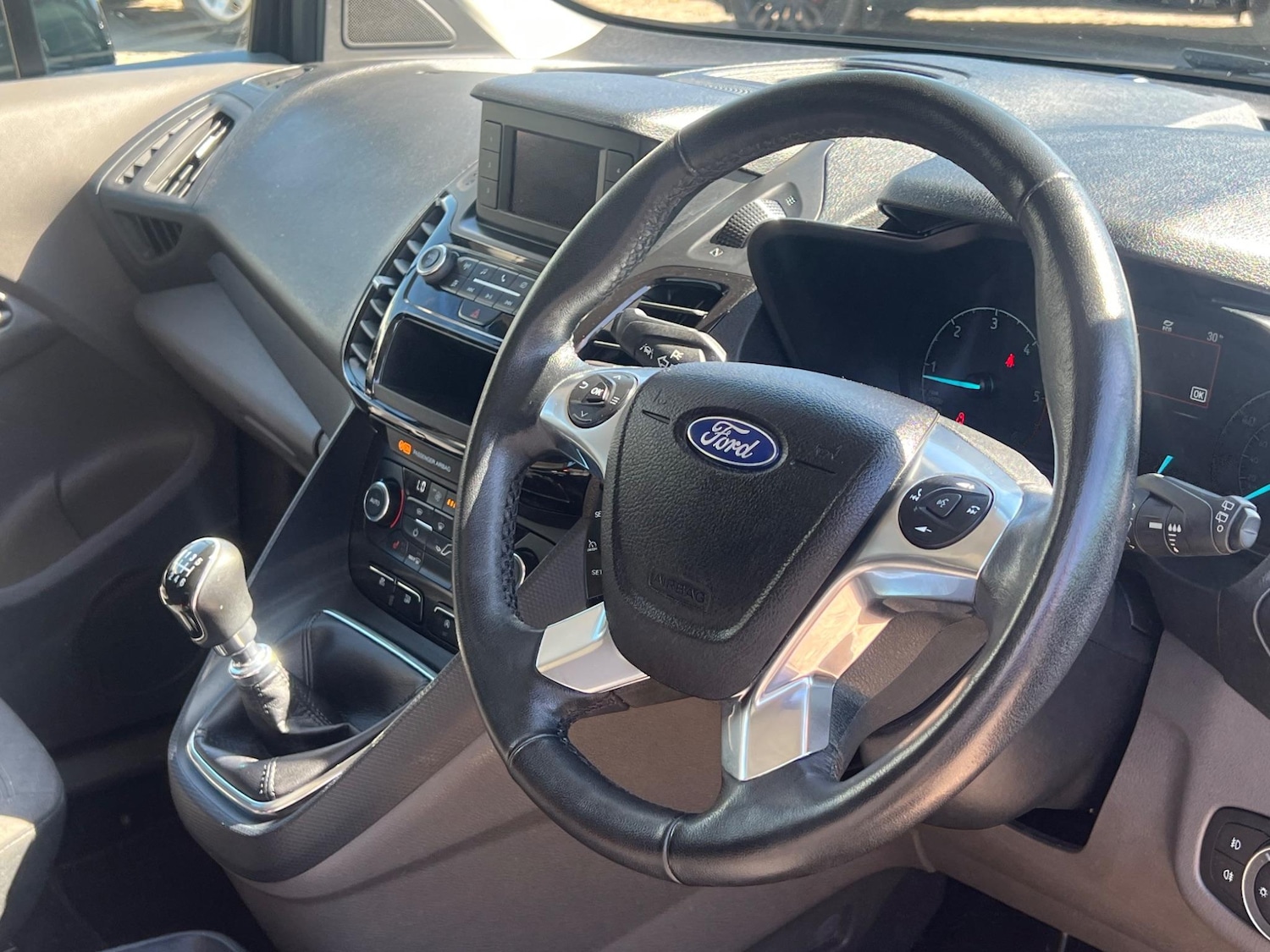 Used Ford Tourneo Connect 2021 for sale - 76987651: Photo 11