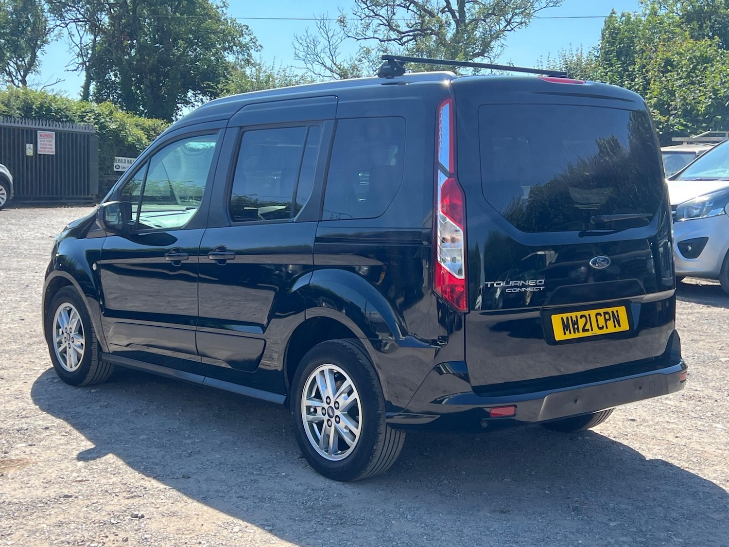 Used Ford Tourneo Connect 2021 for sale - 76987651: Photo 4