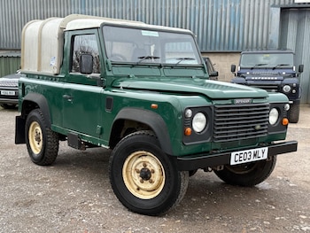 Used Land Rover Defender 90 2003 for sale - 76528056: Photo