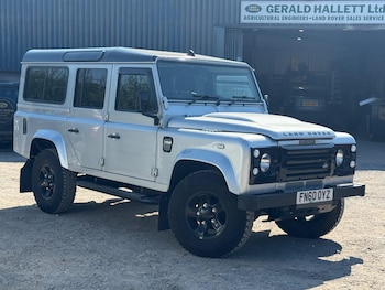 Used Land Rover Defender 110 2010 for sale - 79316161: Photo