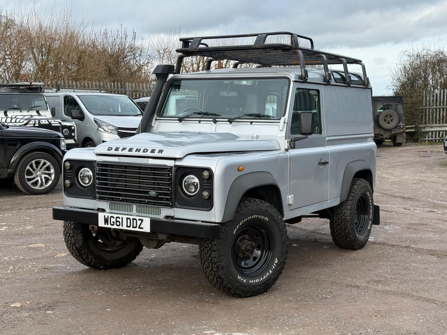 Used Land Rover Defender 90 2011 for sale - 77081395: Photo 2