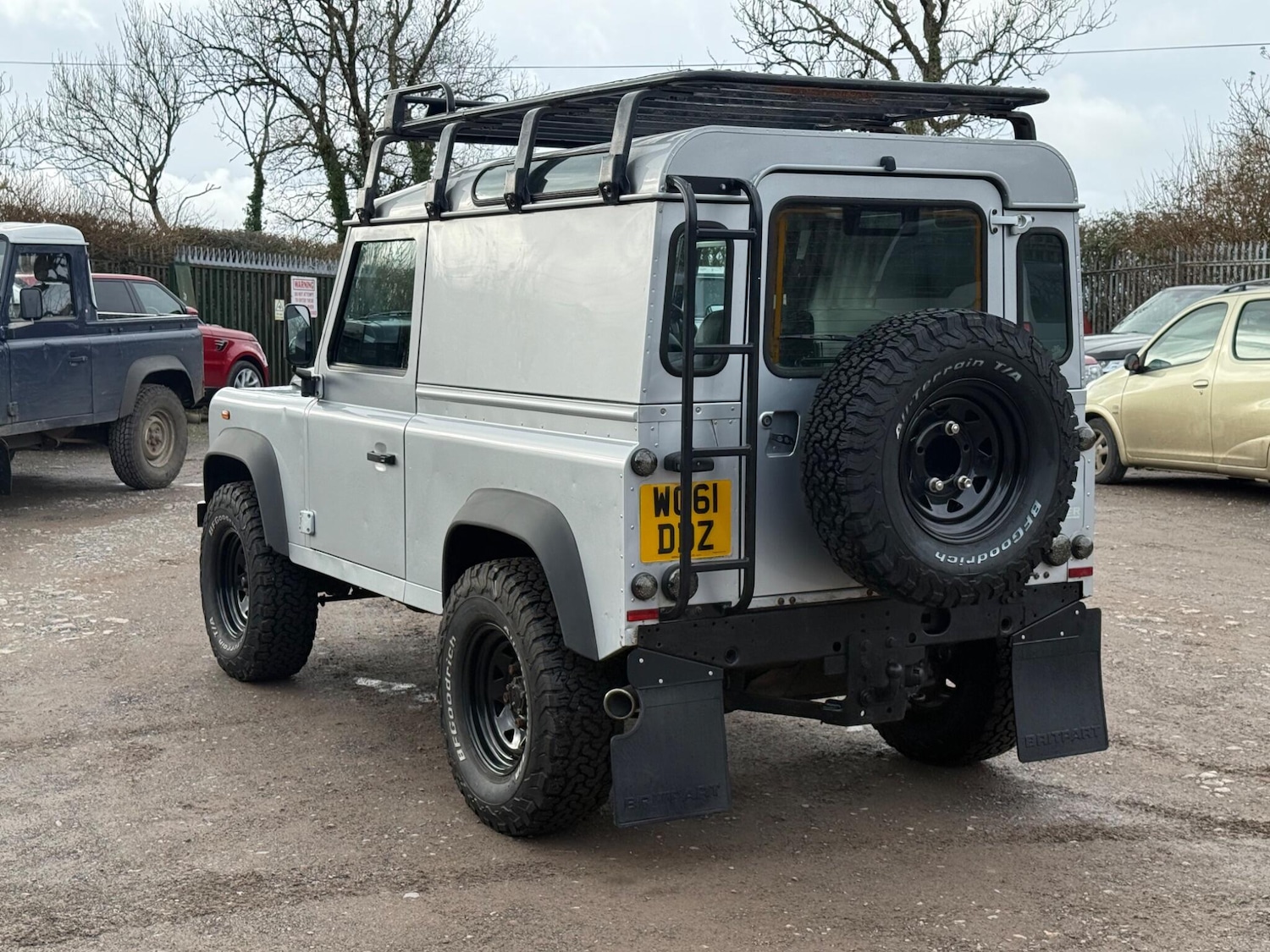Used Land Rover Defender 90 2011 for sale - 77081395: Photo 7