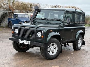 Used Land Rover Defender 90 2002 for sale - 77611620: Photo