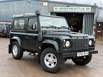 Used Land Rover Defender 90 2002 for sale - 77611620: Photo