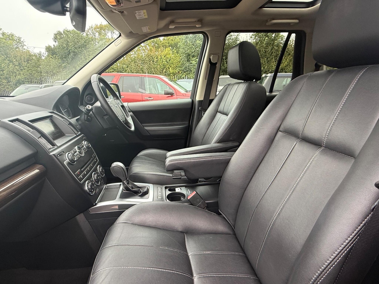 Used Land Rover Freelander 2 2013 for sale - 75781437: Photo 22