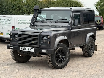 Used Land Rover Defender 2003 for sale - 75645700: Photo