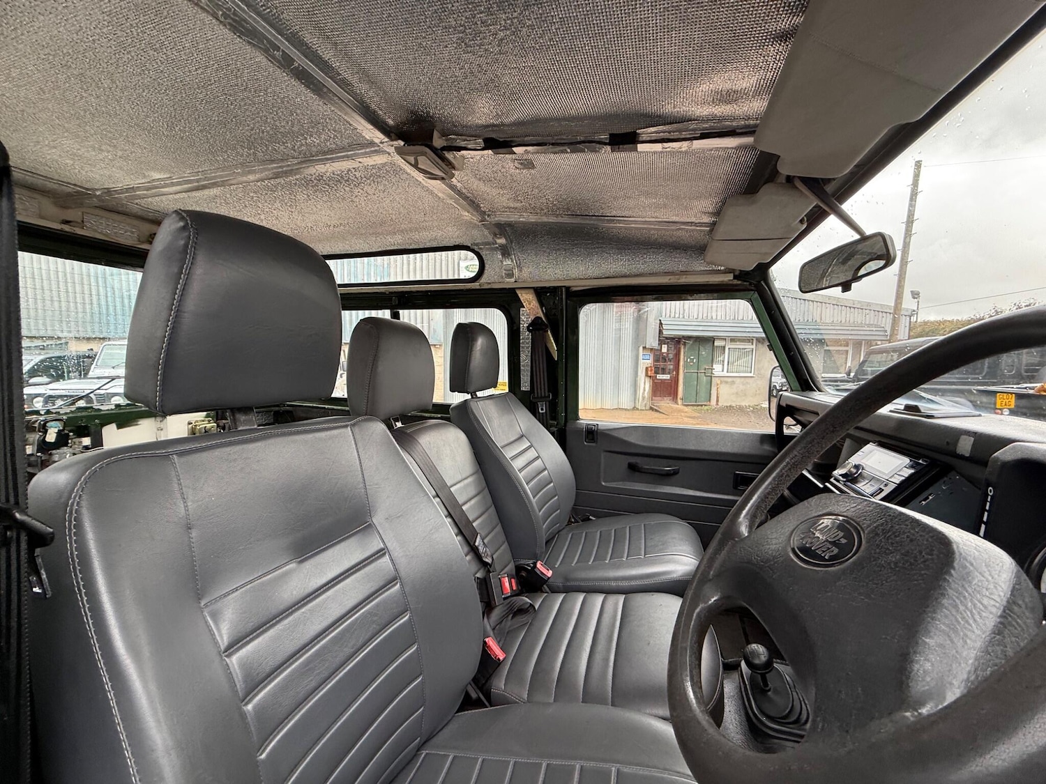 Used Land Rover Defender 90 1995 for sale - 76989295: Photo 21