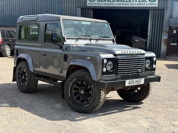 Used Land Rover Defender 90 2011 for sale - 79411960: Photo