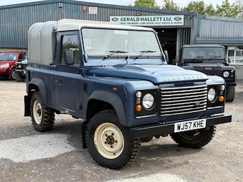 Used Land Rover Defender 90 2007 for sale - 76083709: Photo