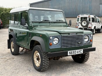 Used Land Rover Defender 90 1995 for sale - 75388272: Photo