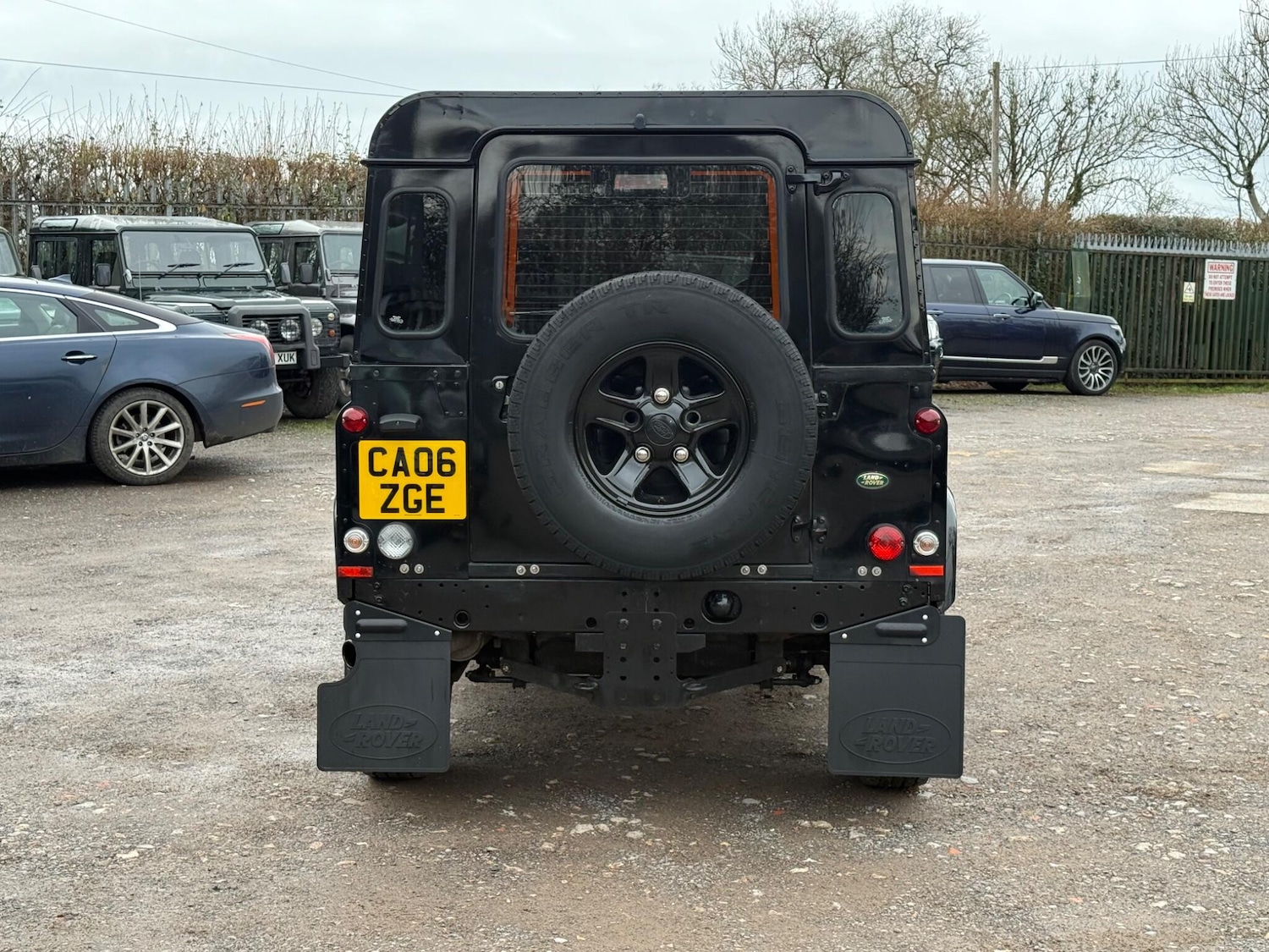 Used Land Rover Defender 90 2006 for sale - 77174983: Photo 12