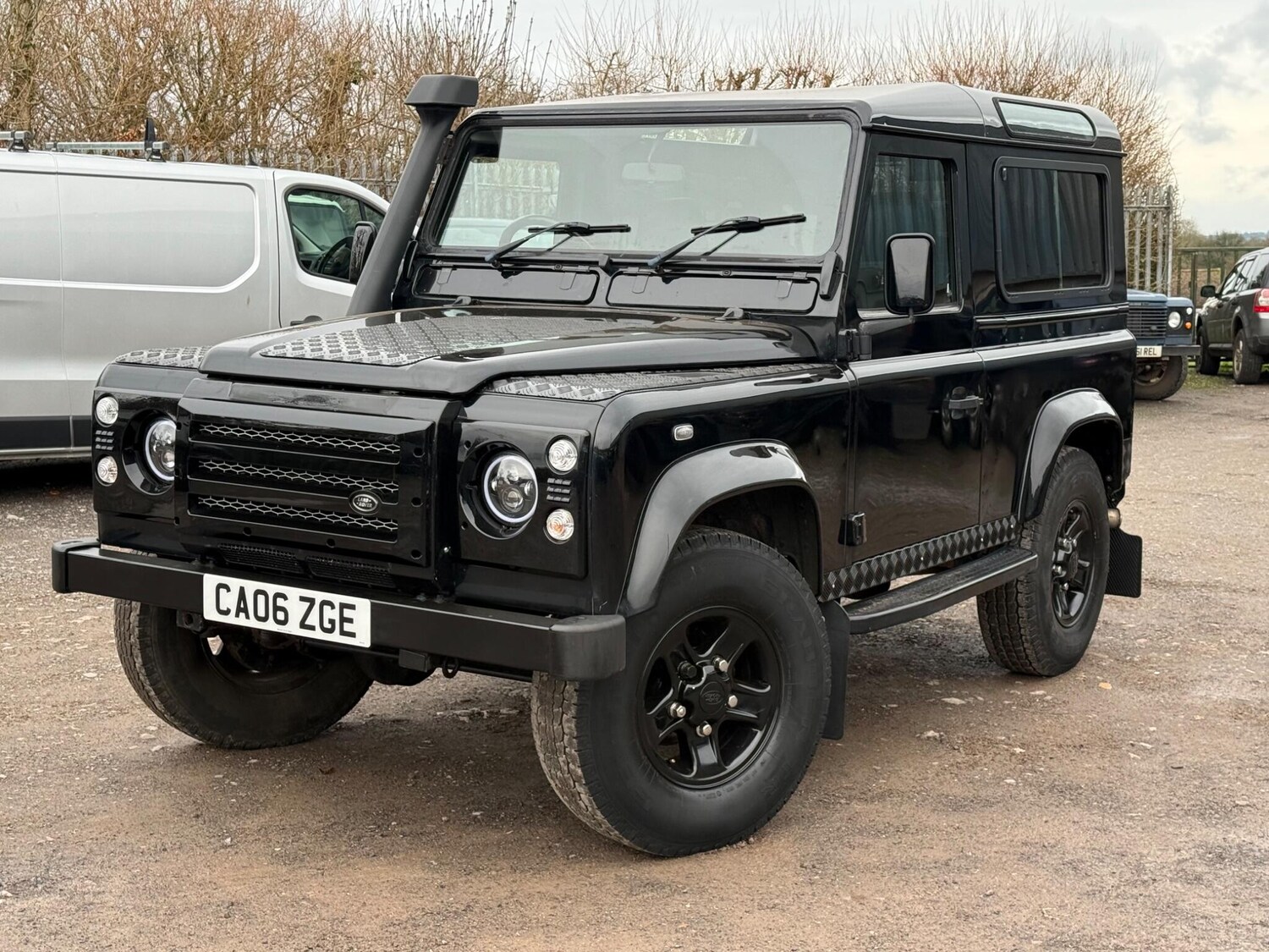 Used Land Rover Defender 90 2006 for sale - 77174983: Photo 4