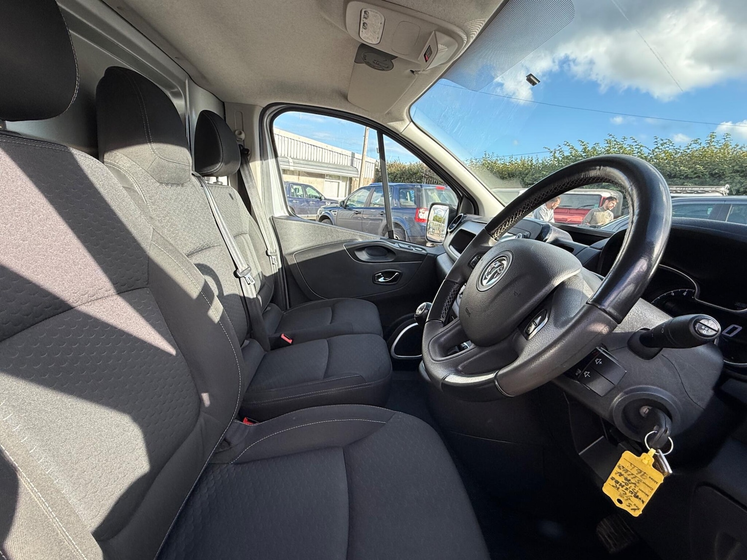 Used Vauxhall Vivaro 2018 for sale - 76085176: Photo 13