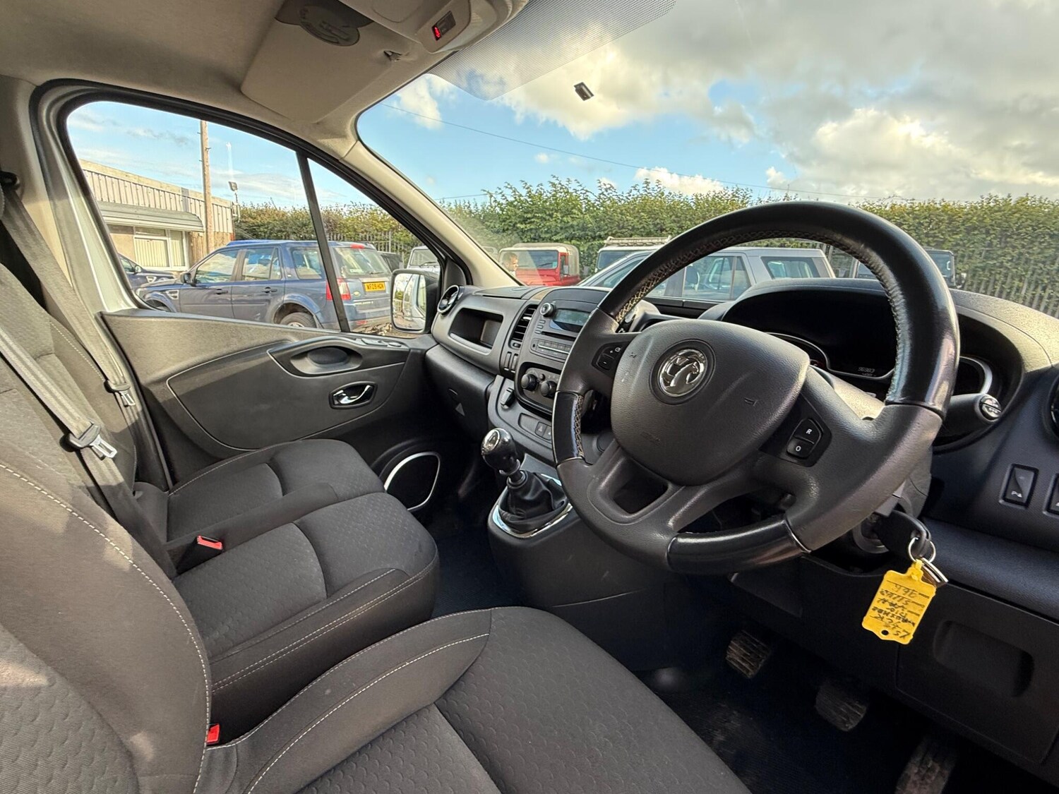 Used Vauxhall Vivaro 2018 for sale - 76085176: Photo 15