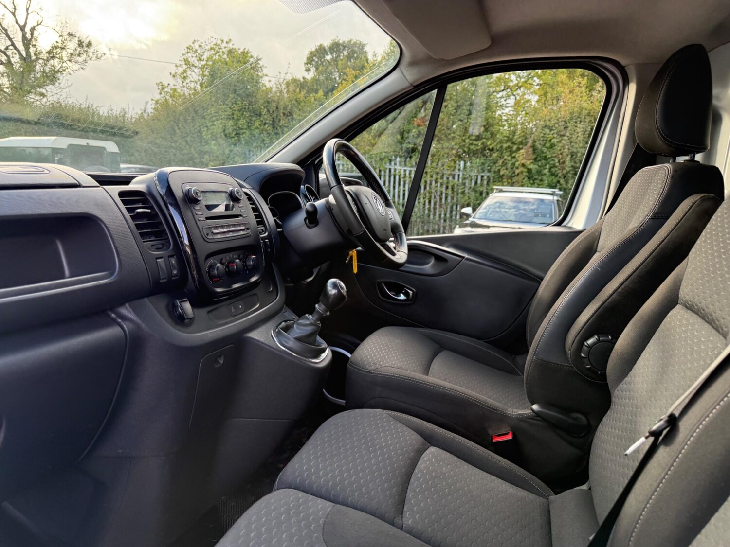 Used Vauxhall Vivaro 2018 for sale - 76085176: Photo 18