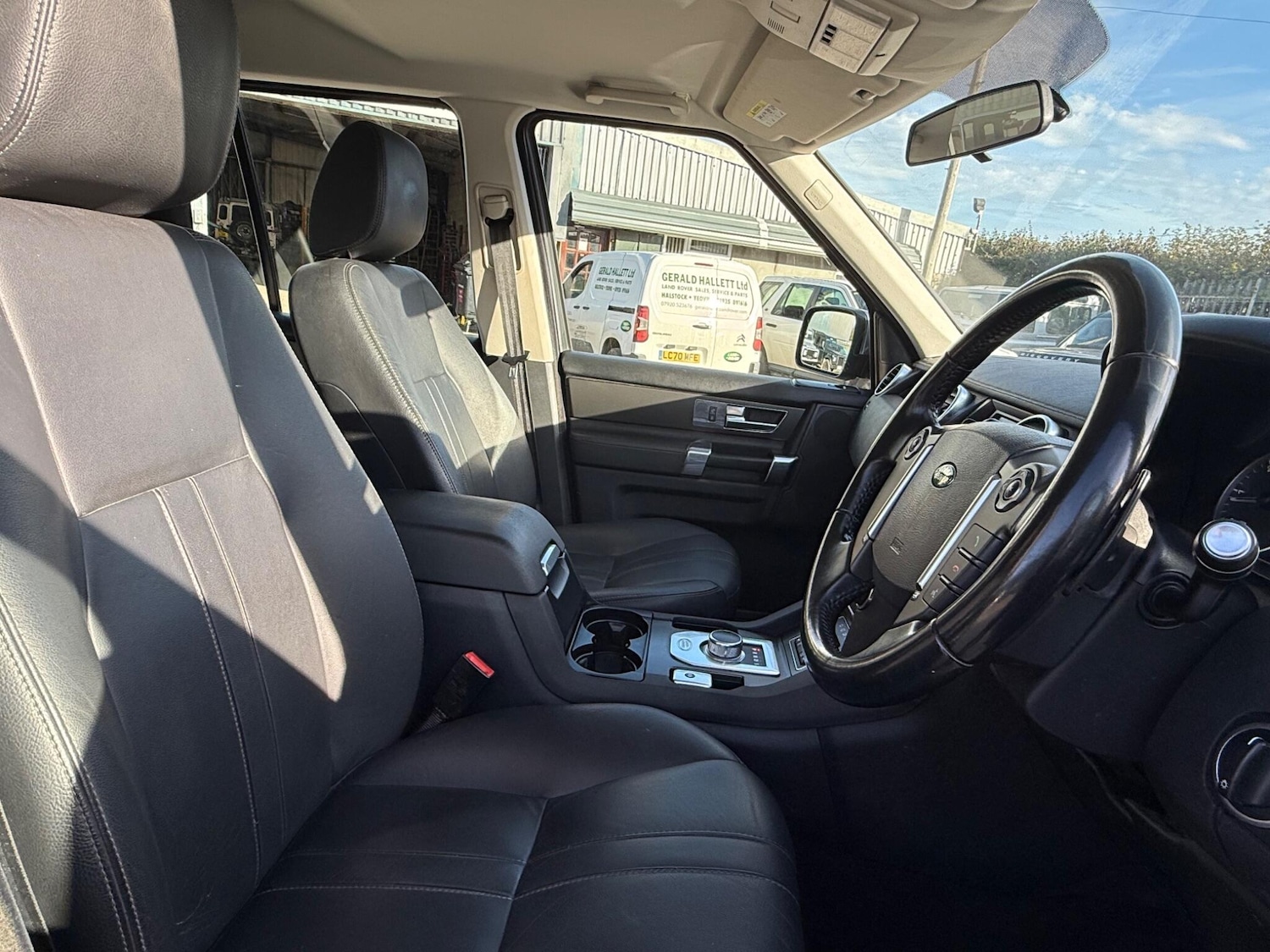 Used Land Rover Discovery 4 2012 for sale - 76085203: Photo 16