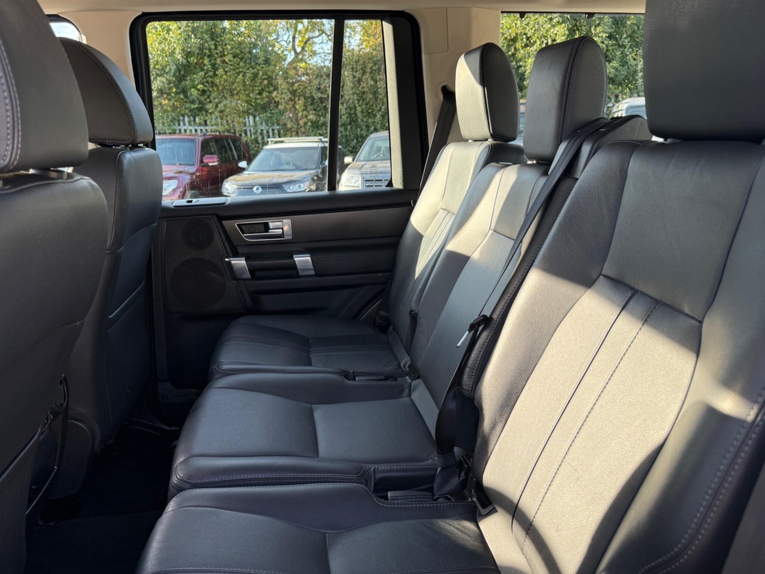 Used Land Rover Discovery 4 2012 for sale - 76085203: Photo 21