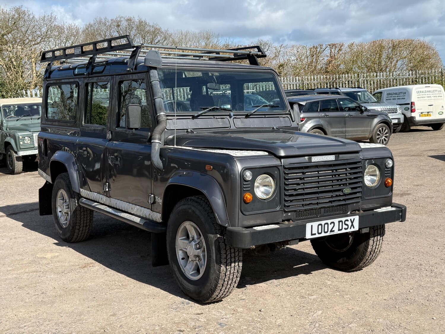 Used Land Rover Defender 110 2002 for sale - 78046866: Photo 12