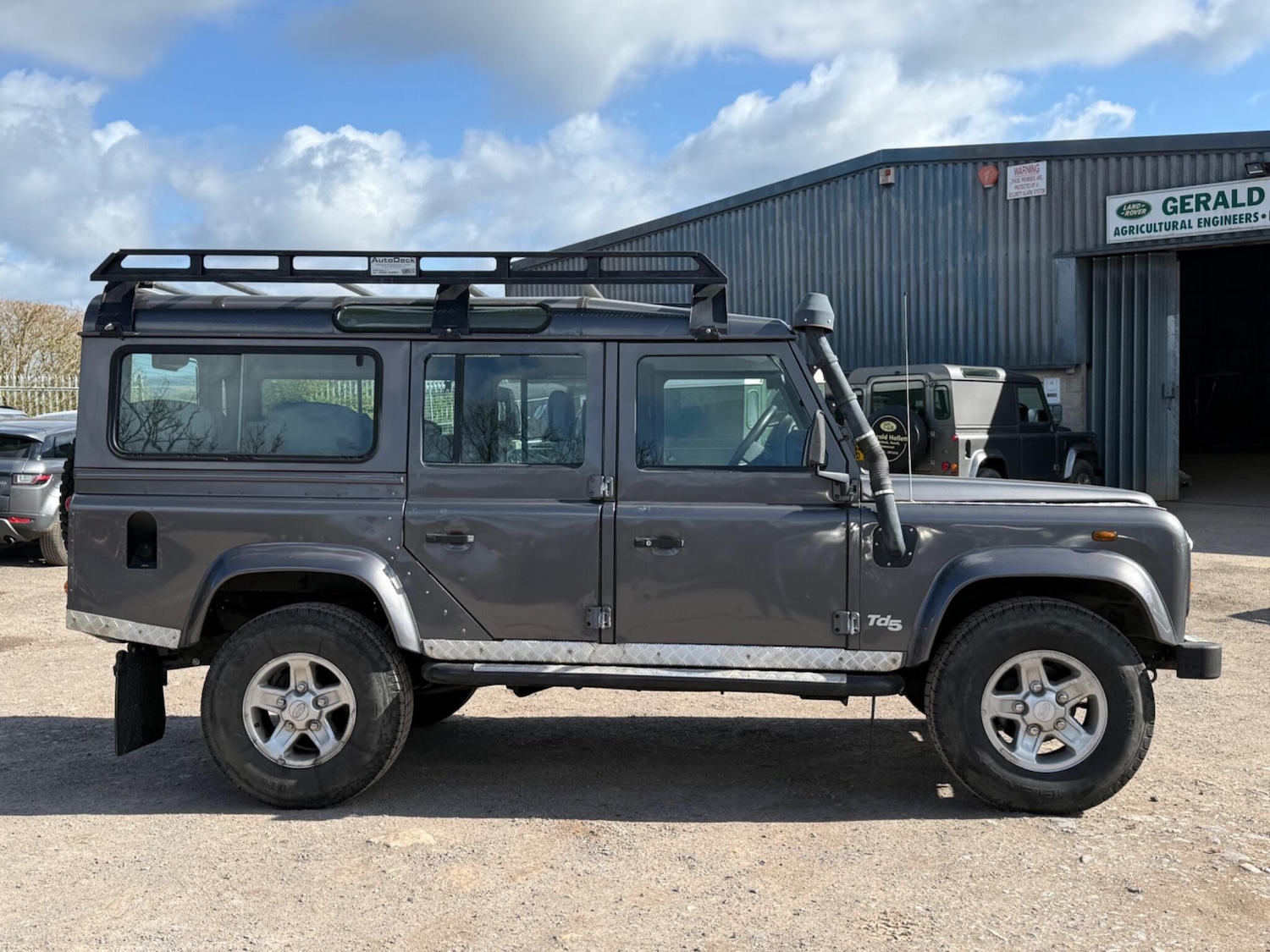 Used Land Rover Defender 110 2002 for sale - 78046866: Photo 13