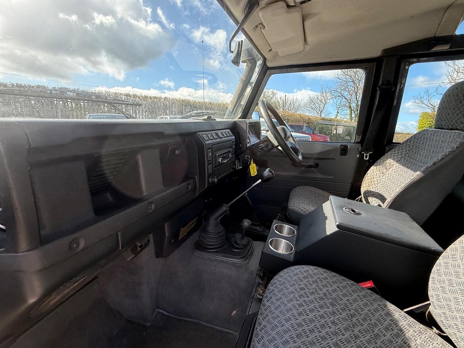 Used Land Rover Defender 110 2002 for sale - 78046866: Photo 20