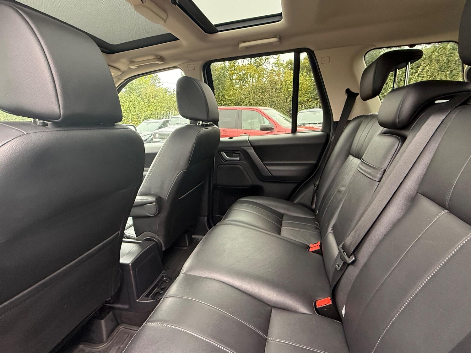 Used Land Rover Freelander 2013 for sale - 76989074: Photo 21