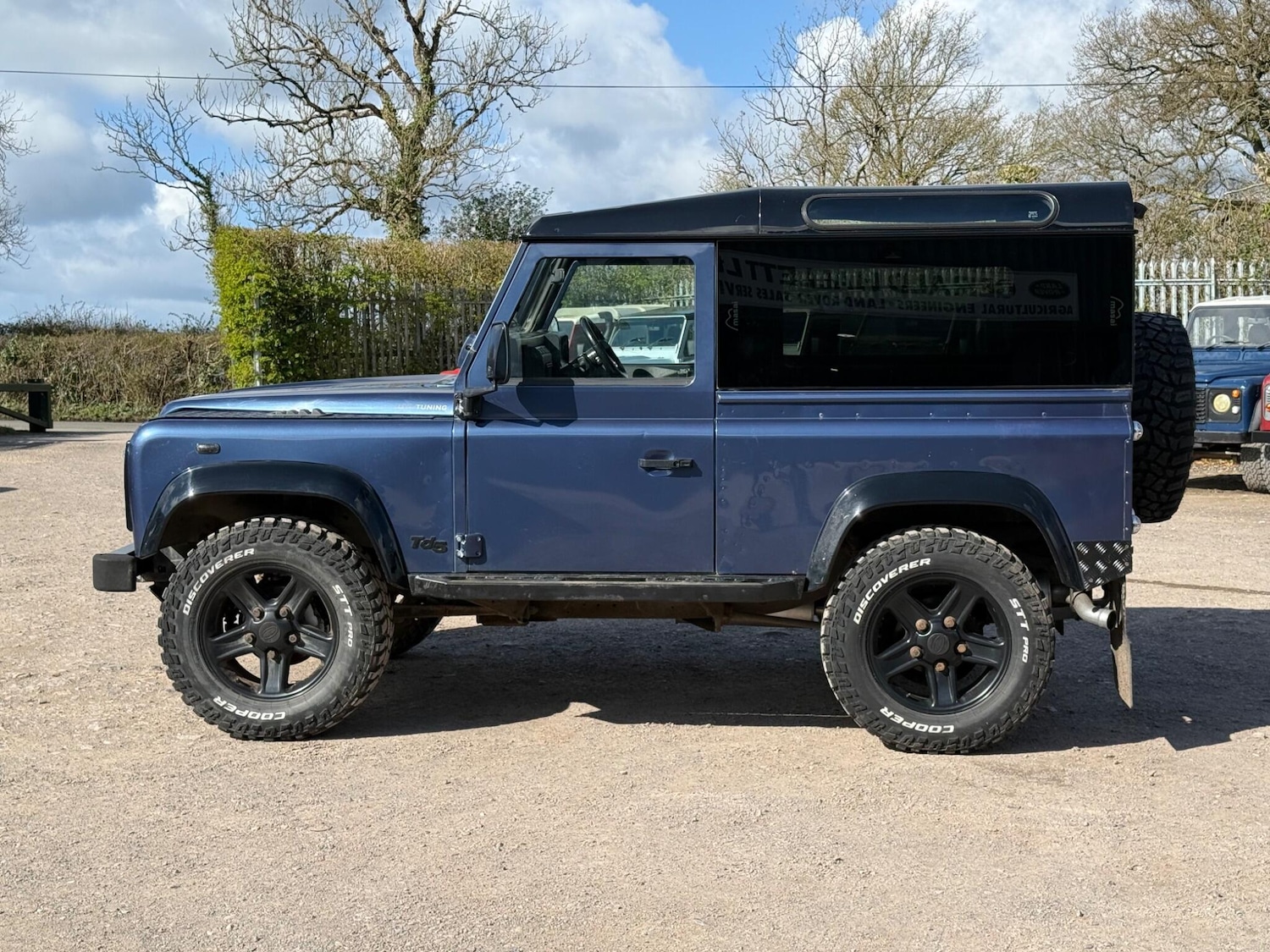 Used Land Rover Defender 90 2005 for sale - 78047701: Photo 11