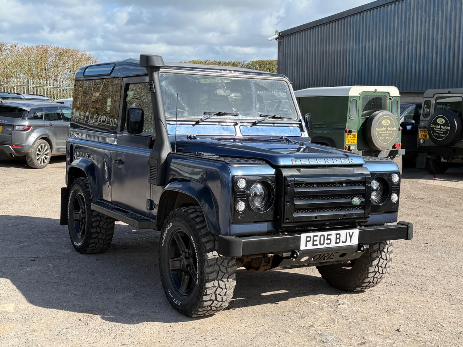 Used Land Rover Defender 90 2005 for sale - 78047701: Photo 14