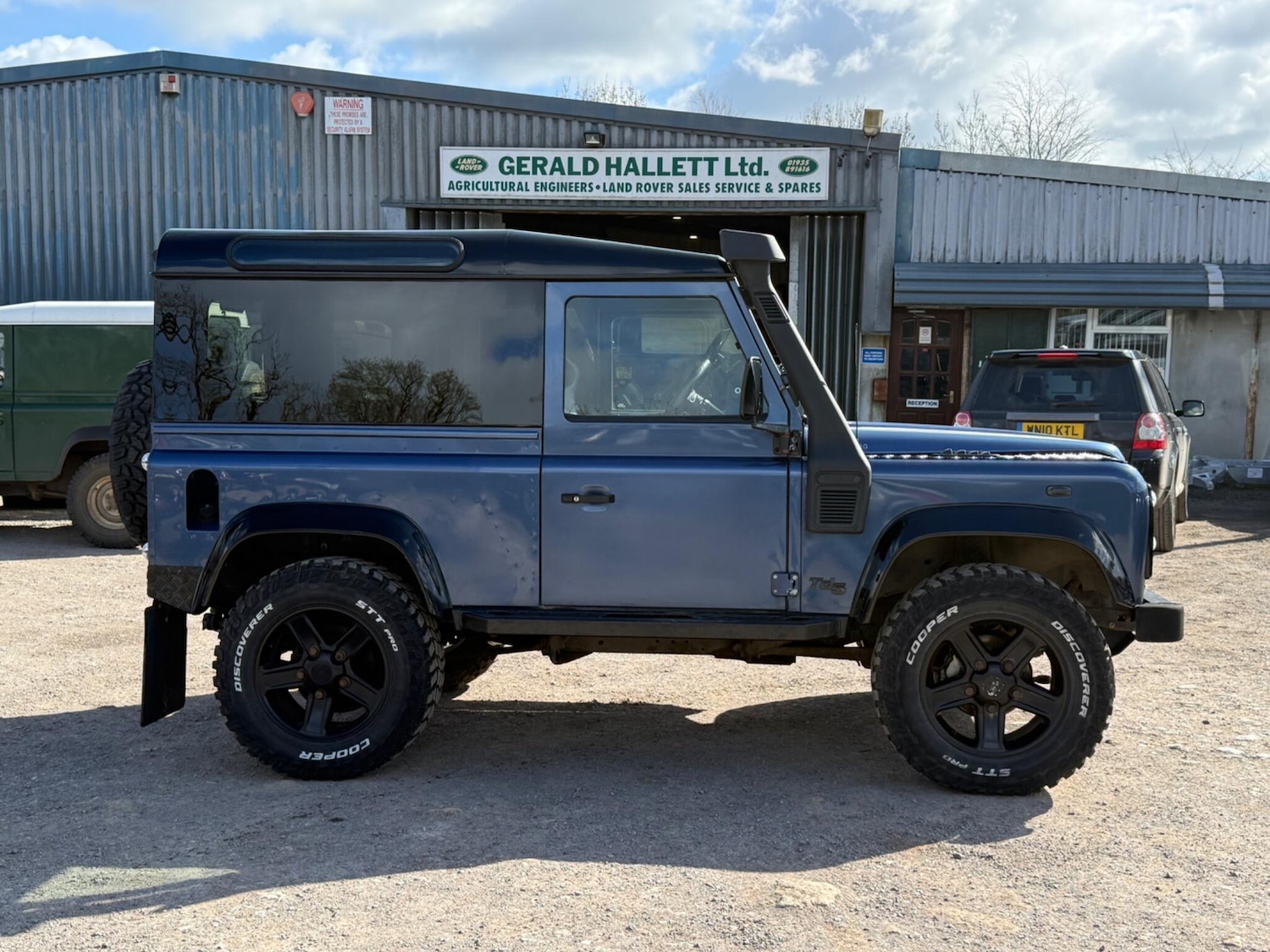 Used Land Rover Defender 90 2005 for sale - 78047701: Photo 15