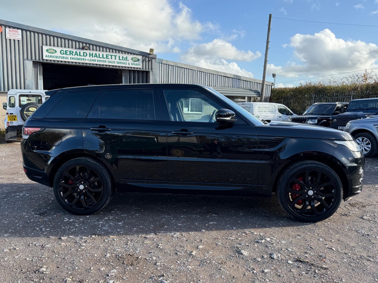 Used Land Rover Range Rover Sport 2017 for sale - 76432132: Photo 11