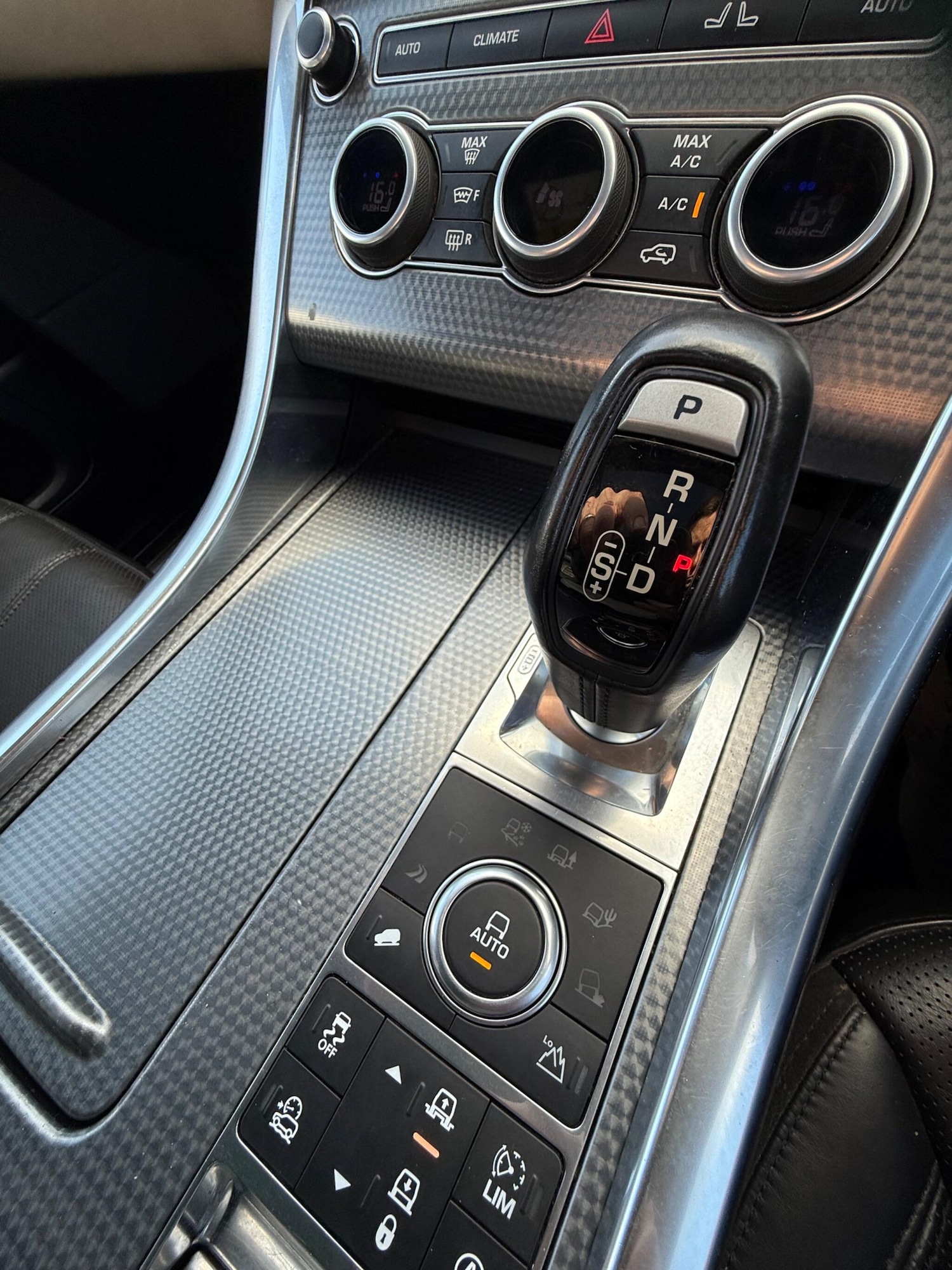 Used Land Rover Range Rover Sport 2017 for sale - 76432132: Photo 15