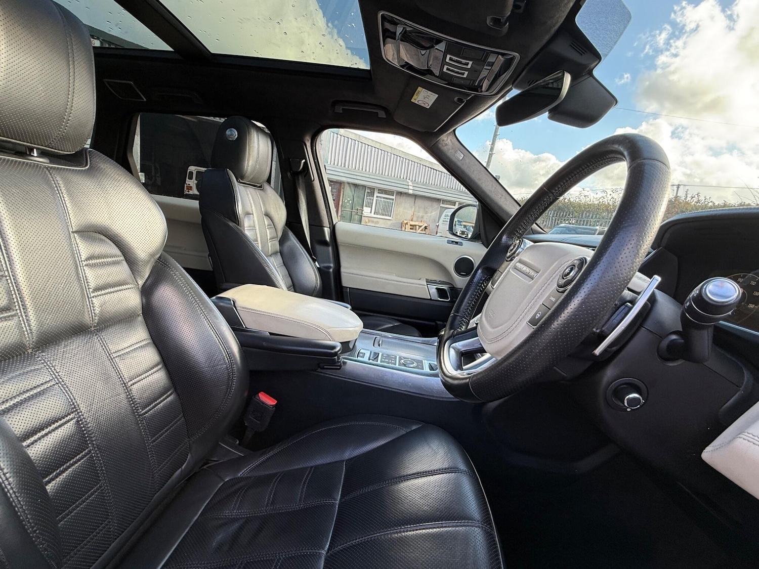 Used Land Rover Range Rover Sport 2017 for sale - 76432132: Photo 33