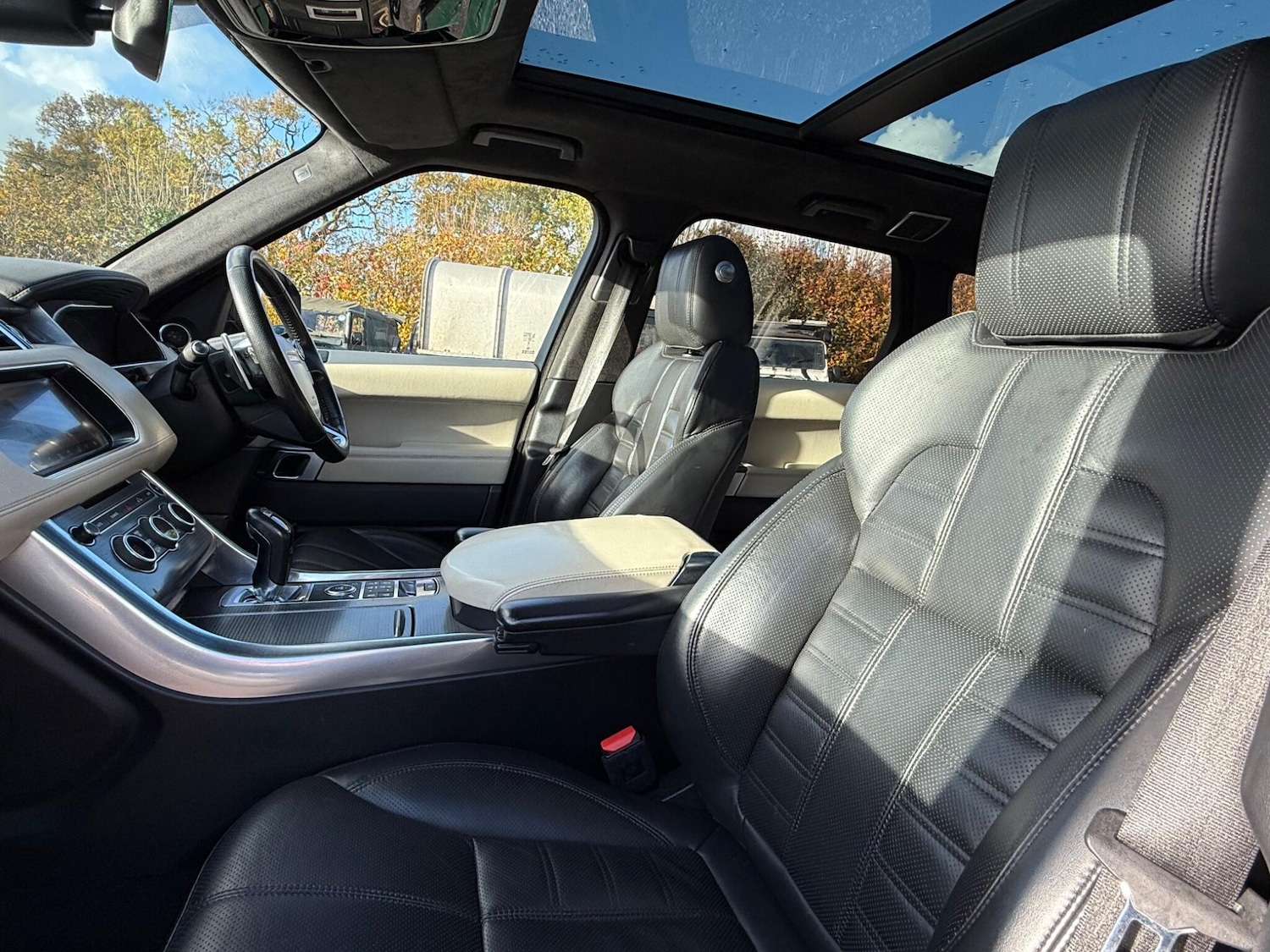 Used Land Rover Range Rover Sport 2017 for sale - 76432132: Photo 34